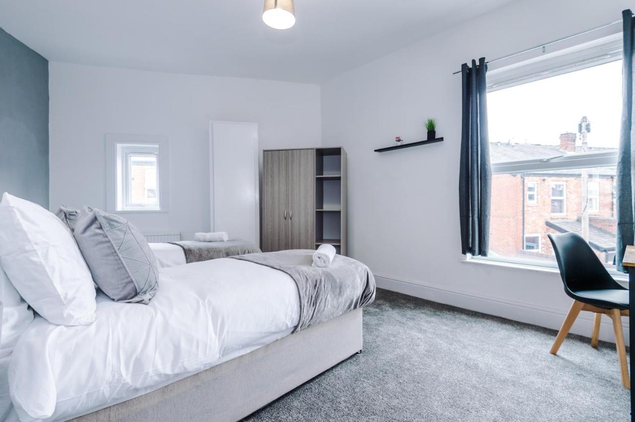 3 Bed House Close To Etihad Stadium - Free Parking Manchester Ngoại thất bức ảnh