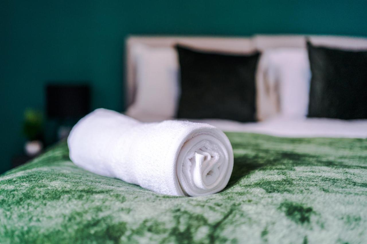 3 Bed House Close To Etihad Stadium - Free Parking Manchester Ngoại thất bức ảnh