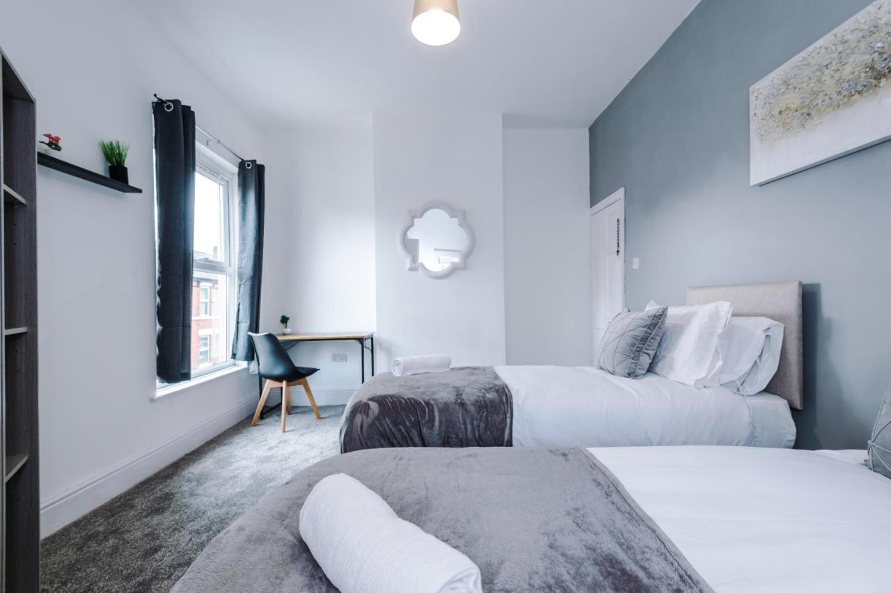 3 Bed House Close To Etihad Stadium - Free Parking Manchester Ngoại thất bức ảnh