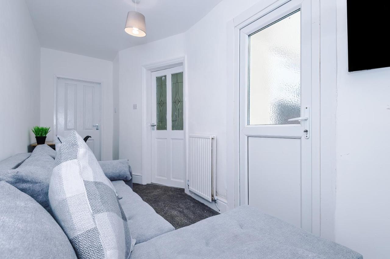 3 Bed House Close To Etihad Stadium - Free Parking Manchester Ngoại thất bức ảnh